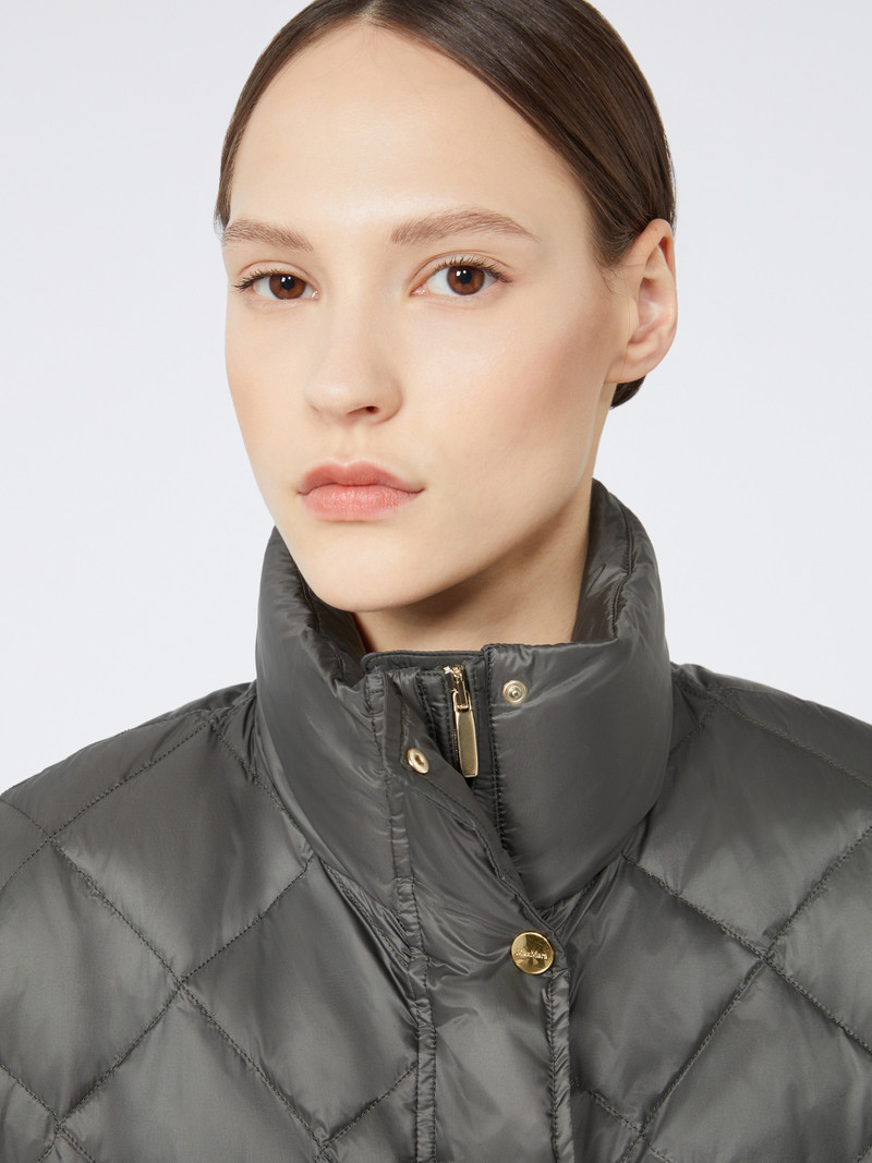 TRESI Padded cape in water-repellent fabric 5