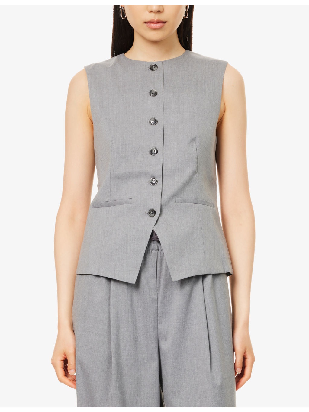 Saruma Round-Neck Stretch-Woven Vest - 3