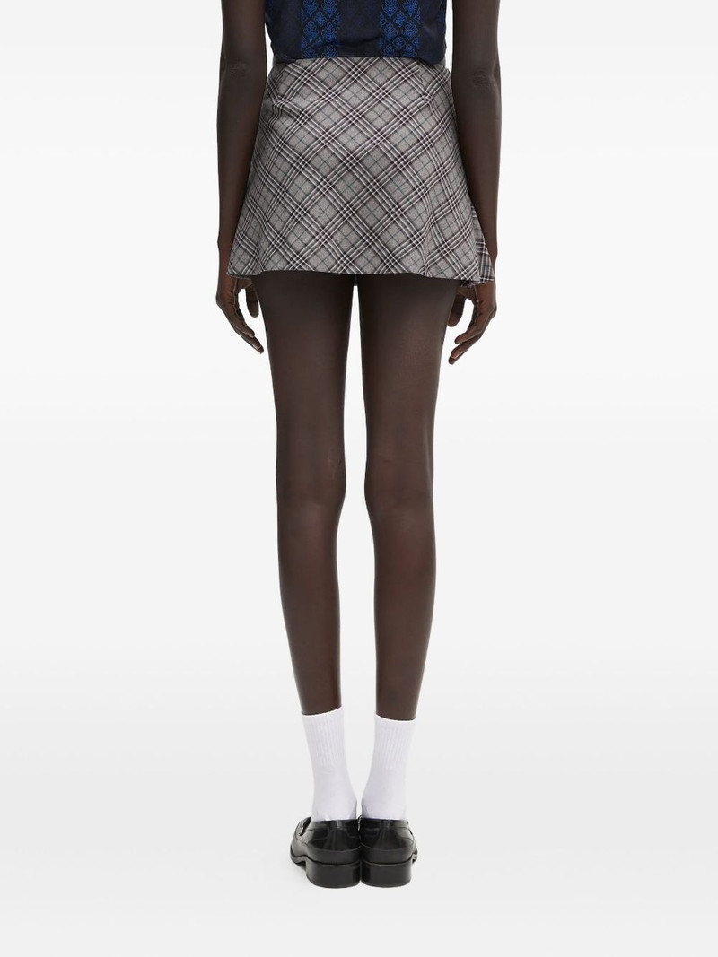 rose-appliqué plaid skirt 3