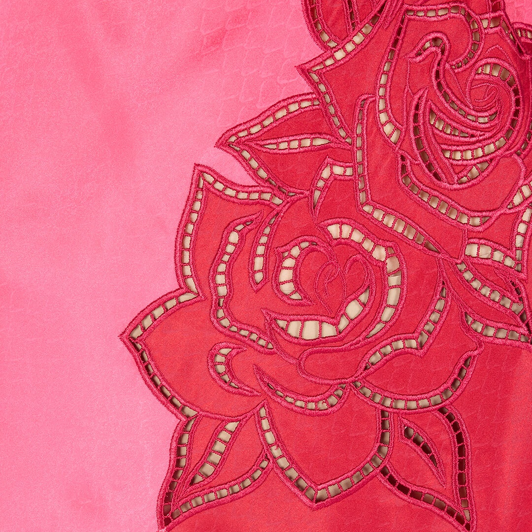 Long Dress With Perforated Rose Pattern - 5