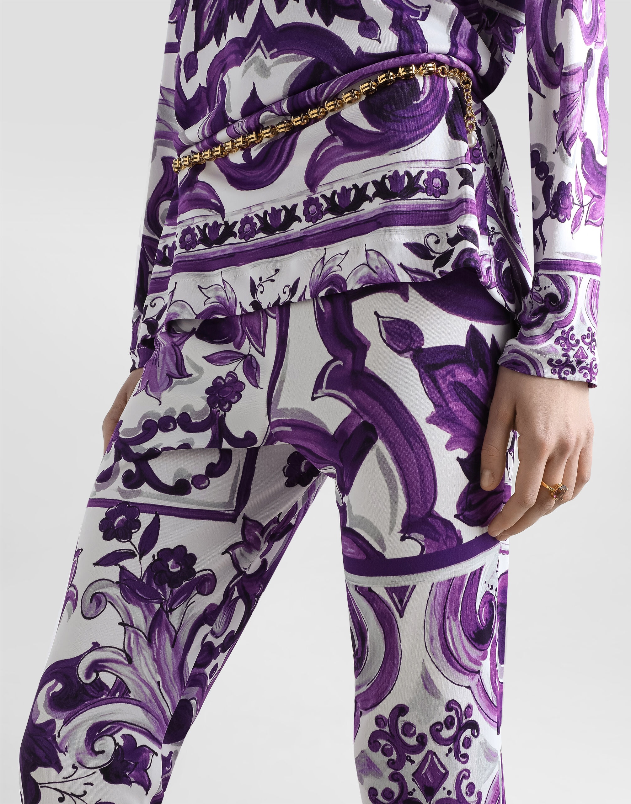 Majolica-print flared trousers - 4