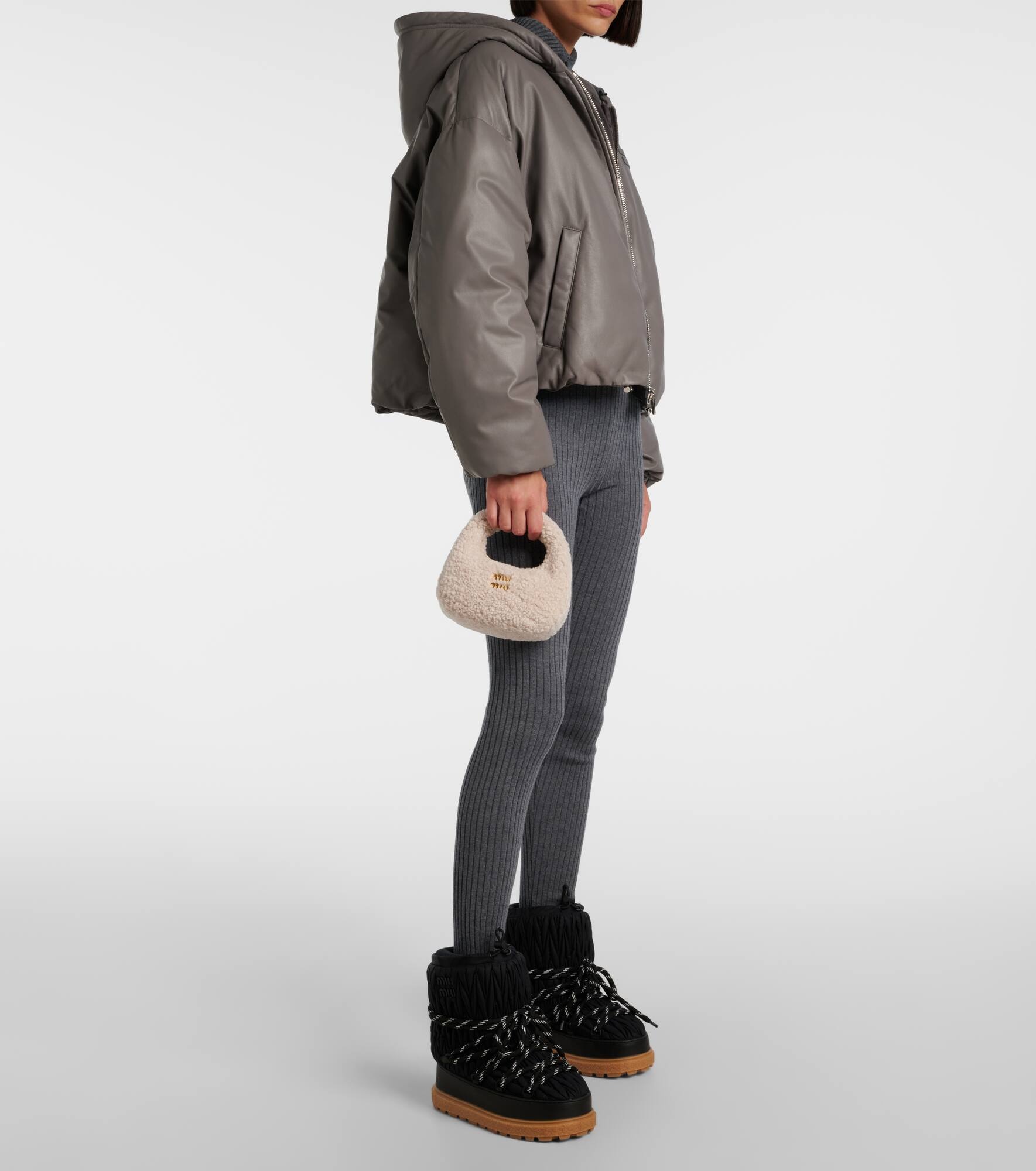 Wander Mini shearling shoulder bag - 5