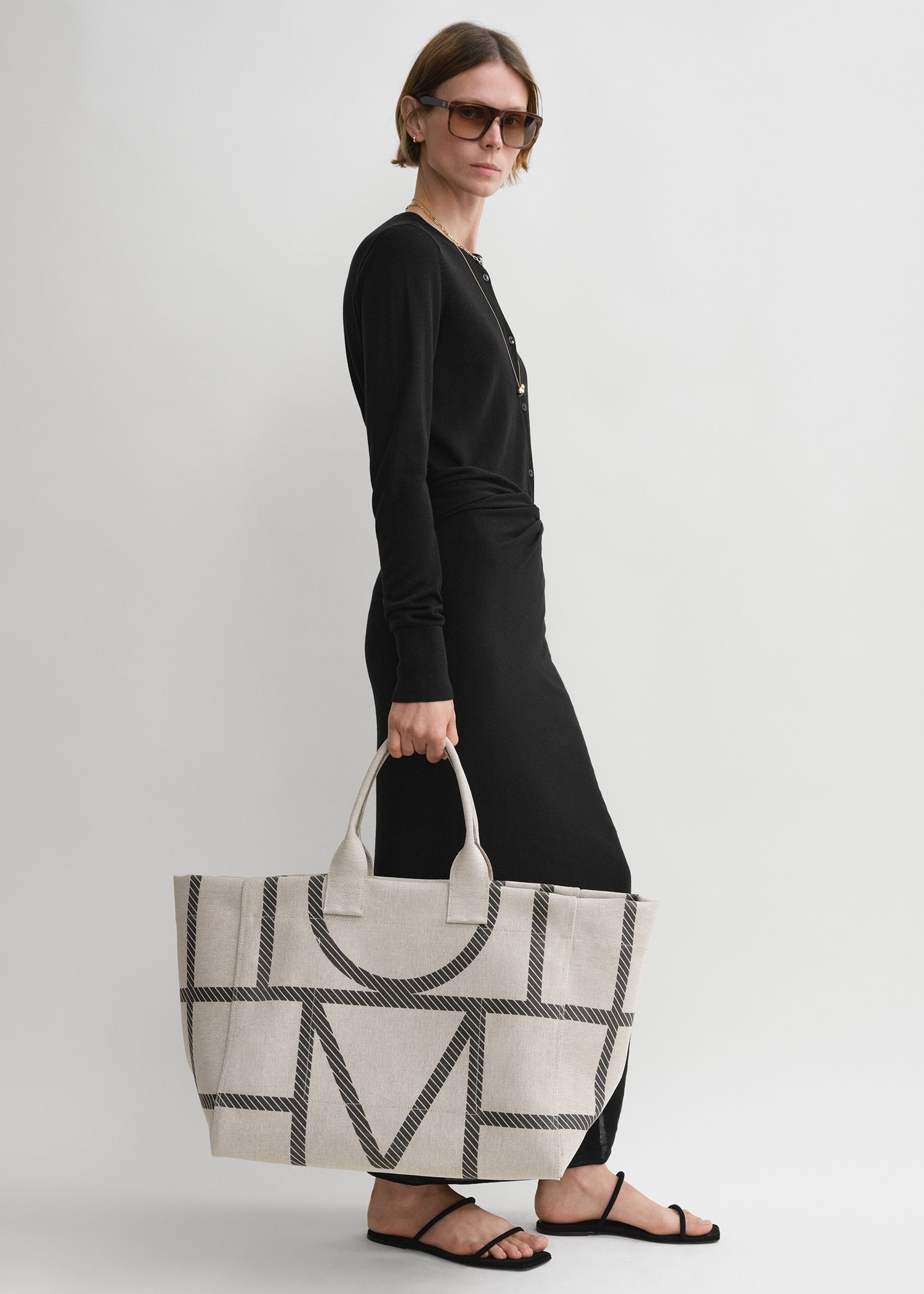 Monogram travel tote ecru - 2