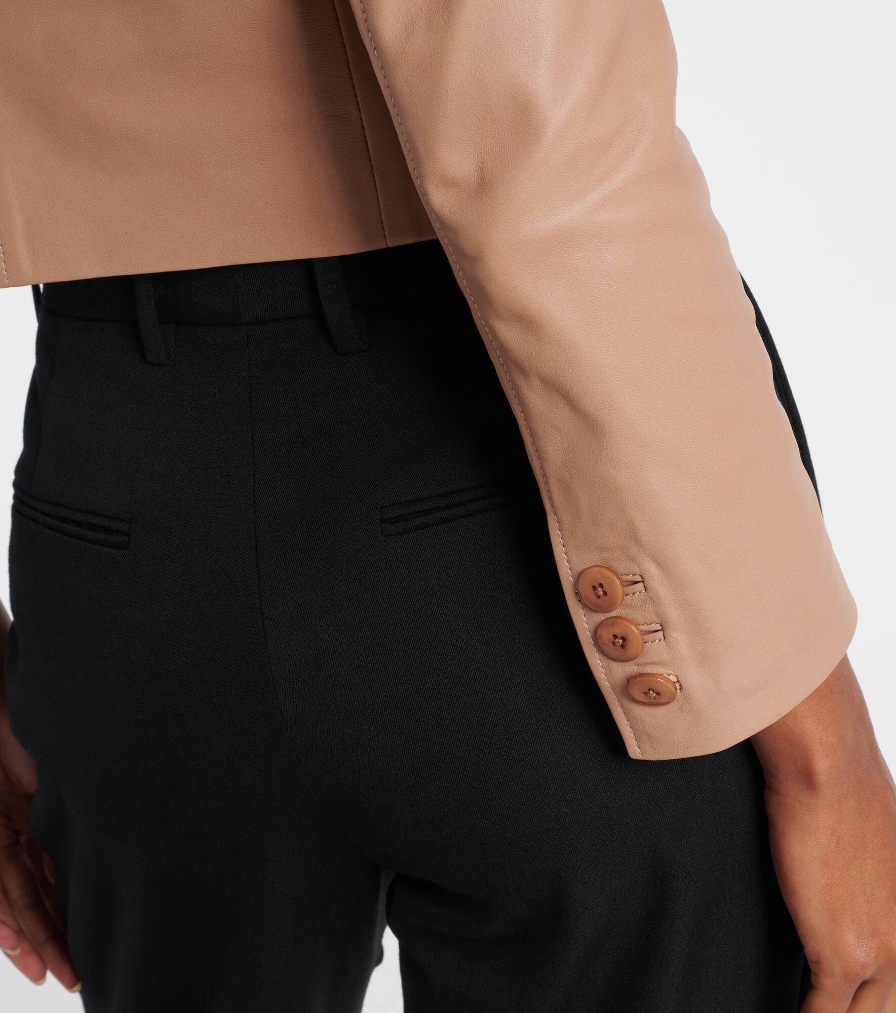 Sleek Statement cropped leather jacket - 6
