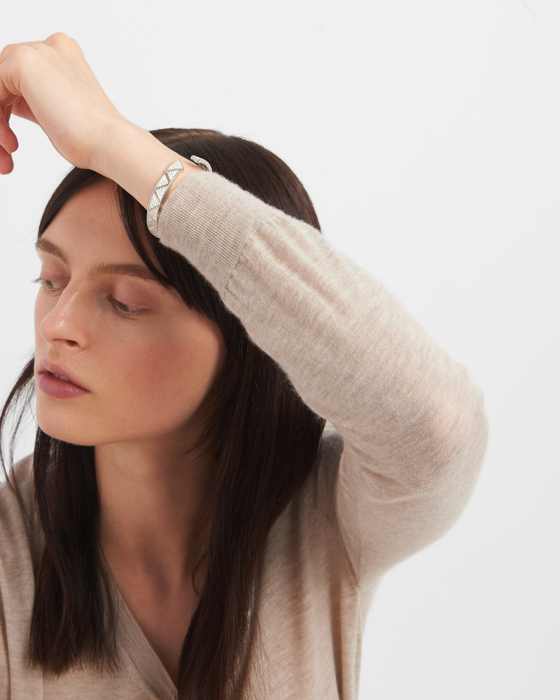 Eternal Gold bangle bracelet in white gold with pavé diamonds 6