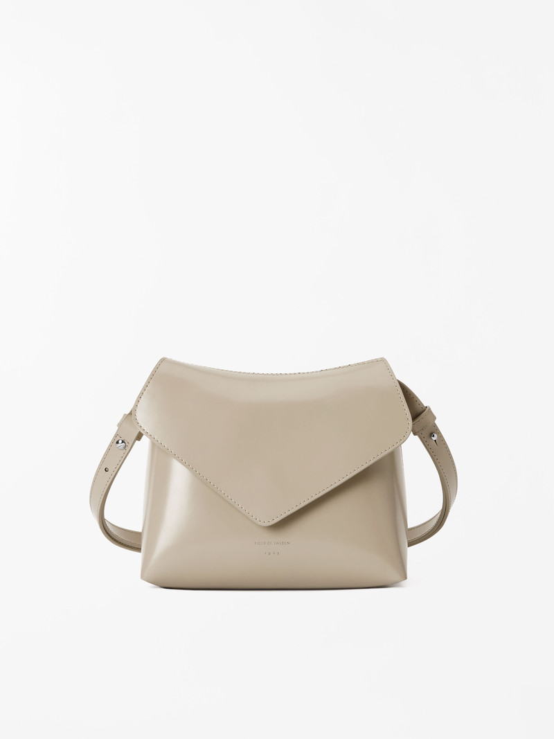 Madlen Leather Shoulder Handbag 1