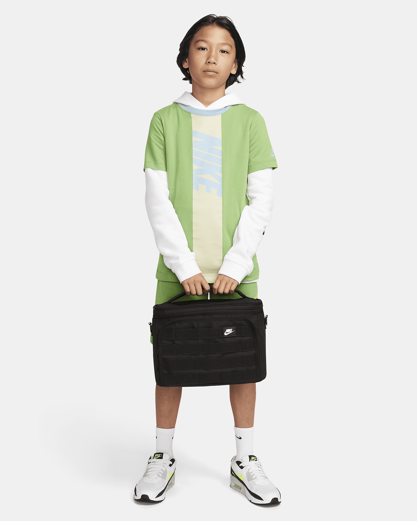 Nike Sportswear Plus Lunch Bag (9L) - 9