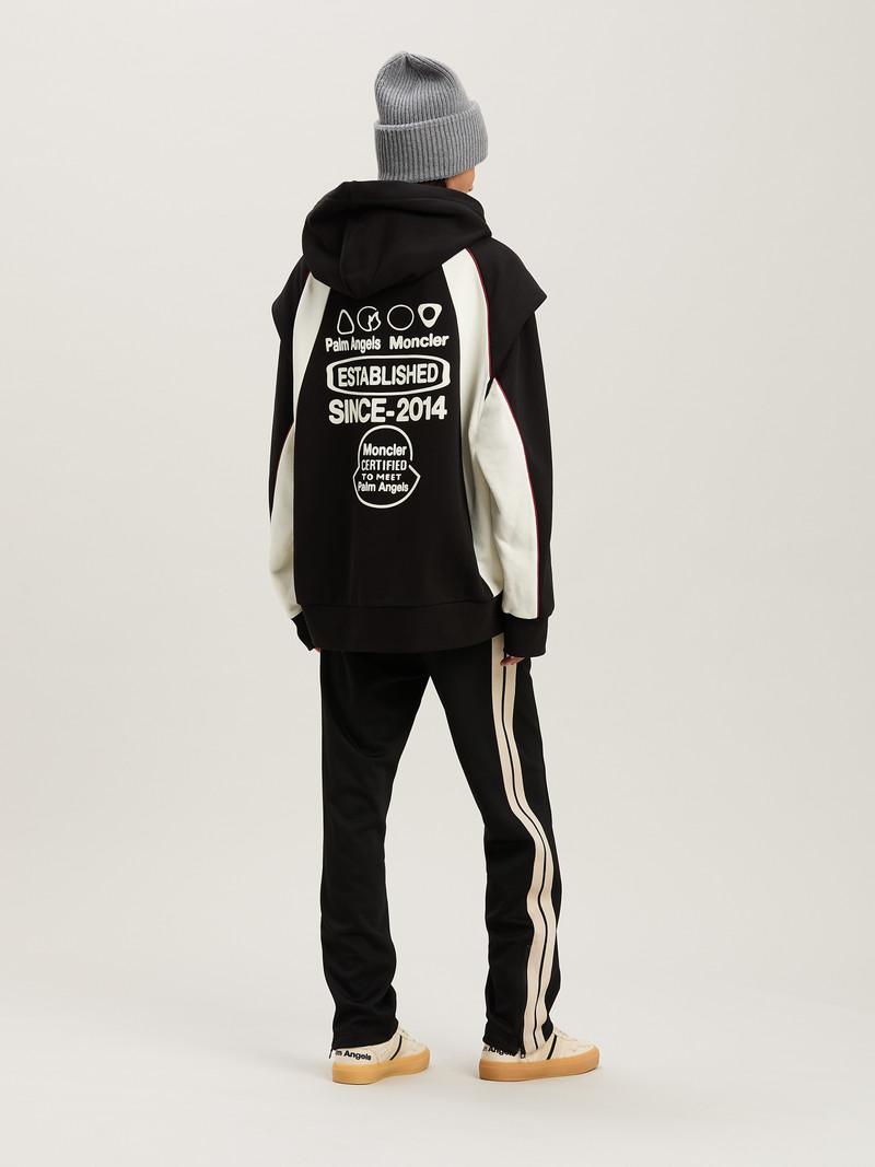 Moncler PAxMoncler Crest hoodie outlook