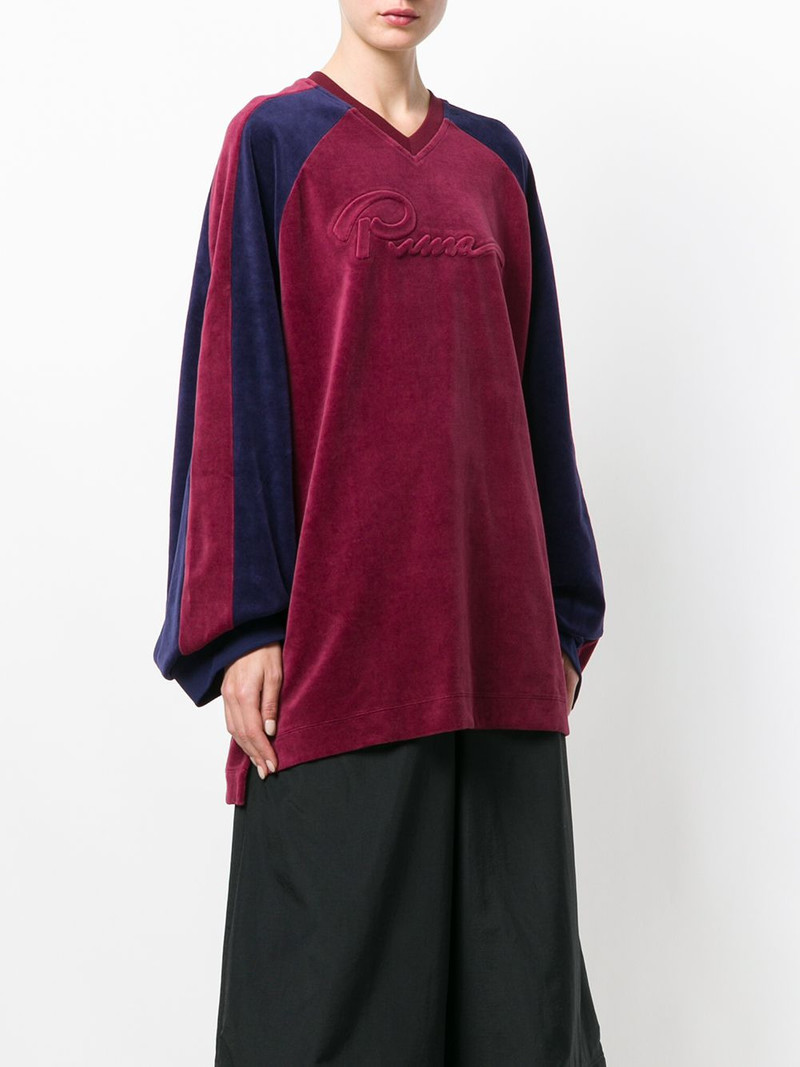 v-neck sweatshirt 3