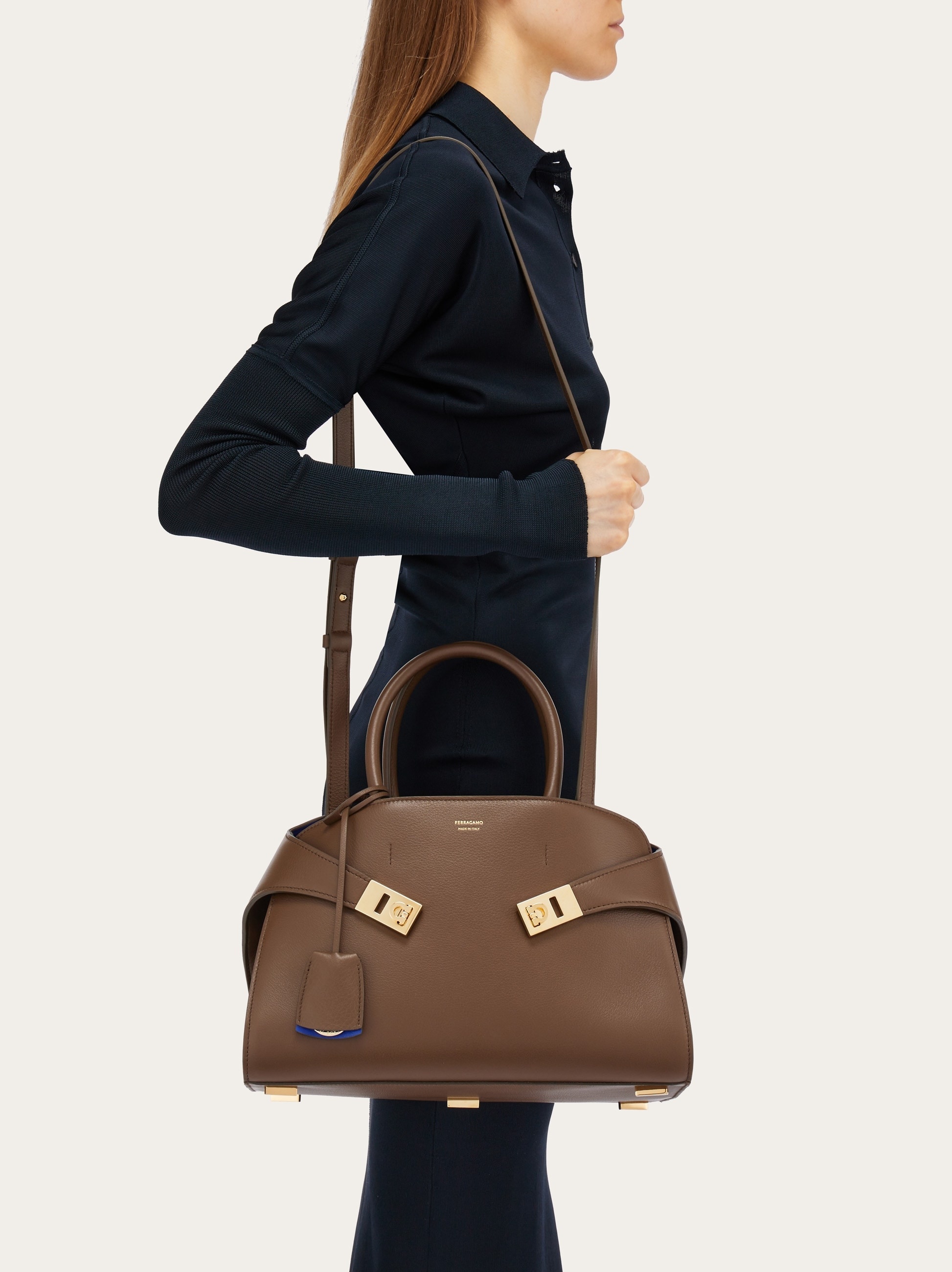 Hug handbag (S) - 3