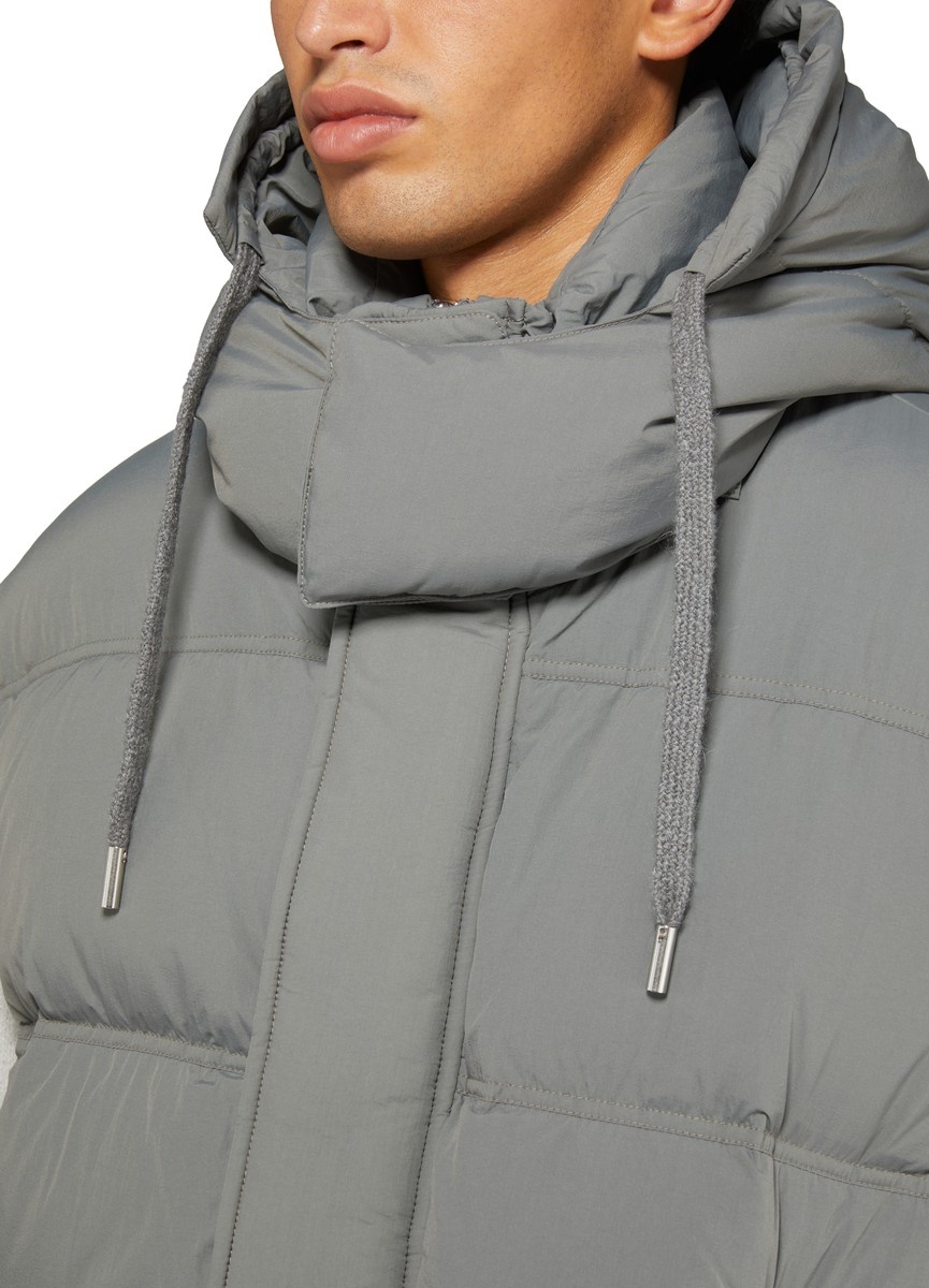 Sleeveless down jacket - 4