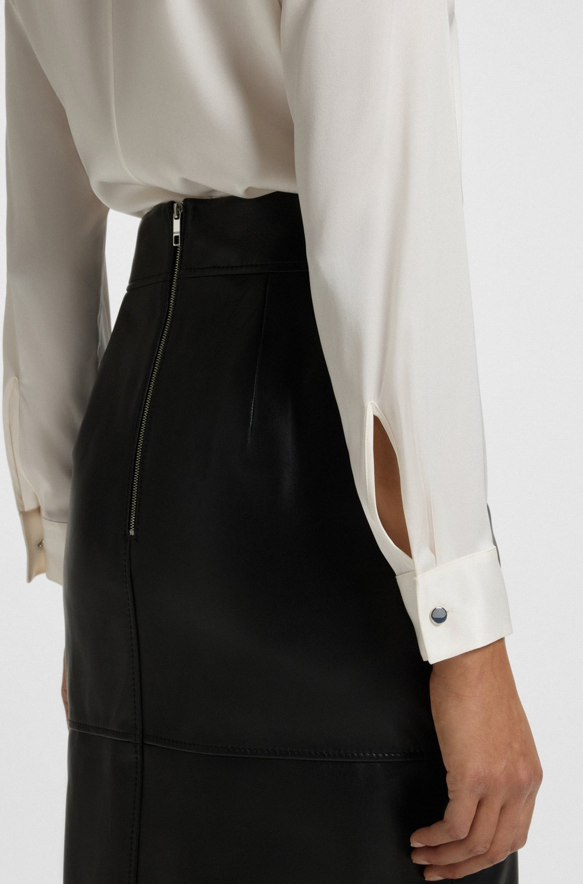 COLLARLESS REGULAR-FIT BLOUSE IN STRETCH SILK - 6