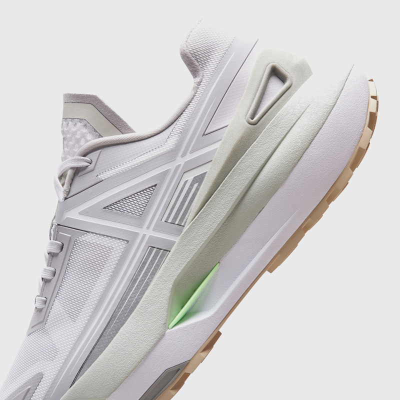 Women's ANTA Swift 7