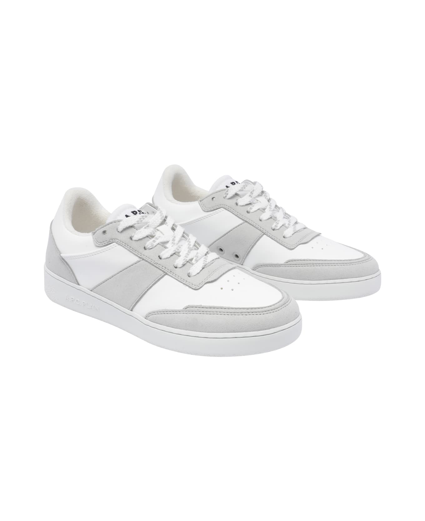 Plain Sneakers - 2