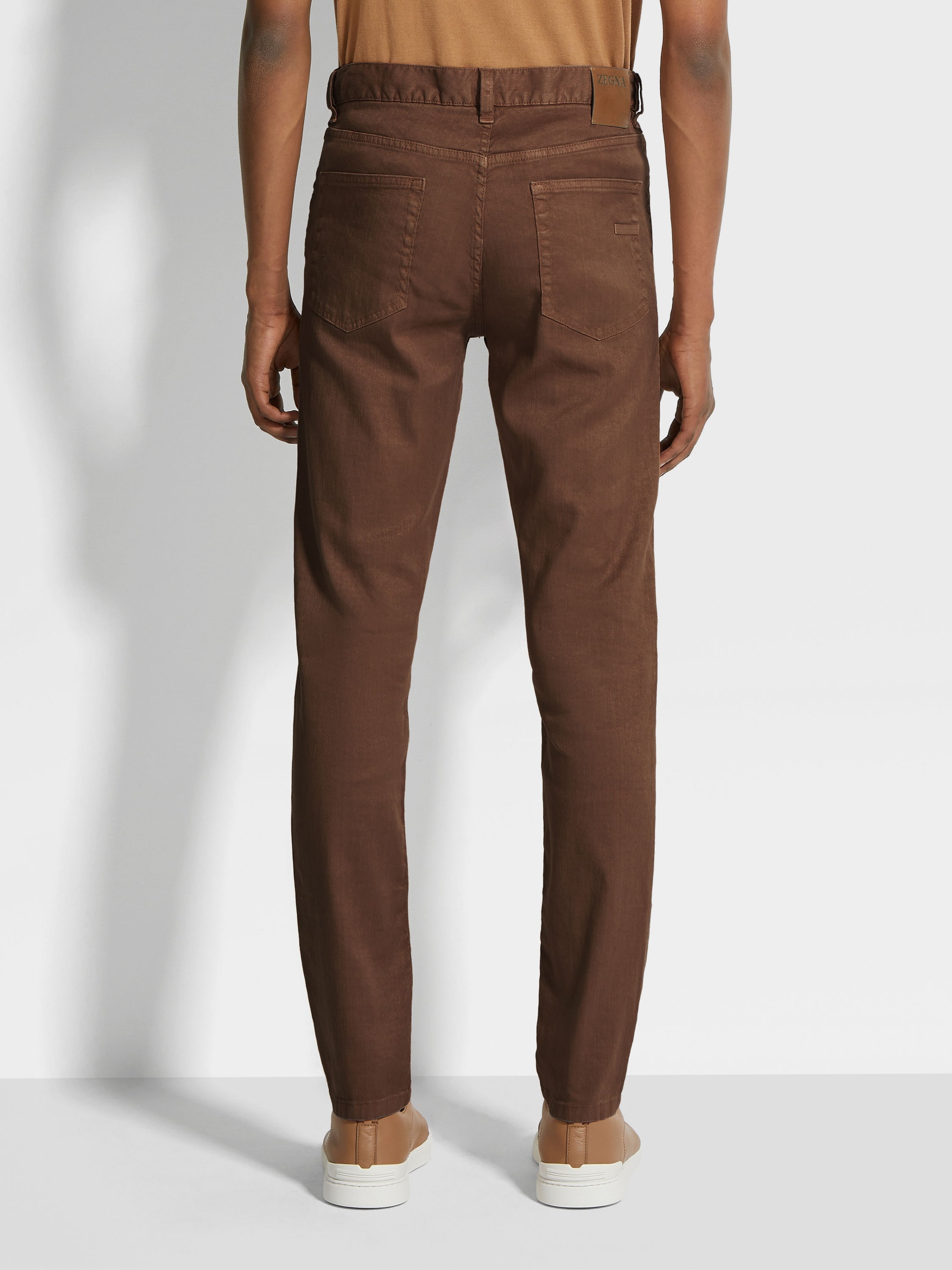 TOBACCO STRETCH LINEN AND COTTON ROCCIA JEANS - 5