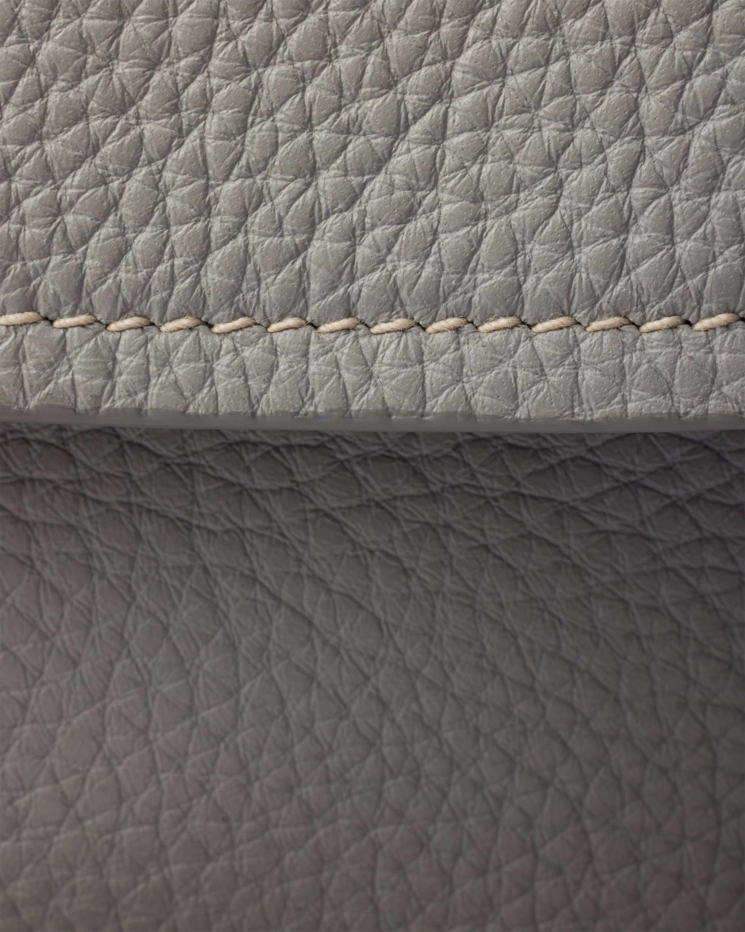 Small leather shoulder bag - 5