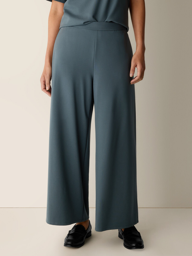 Lightweight Ponte Wide-Leg Pant 3