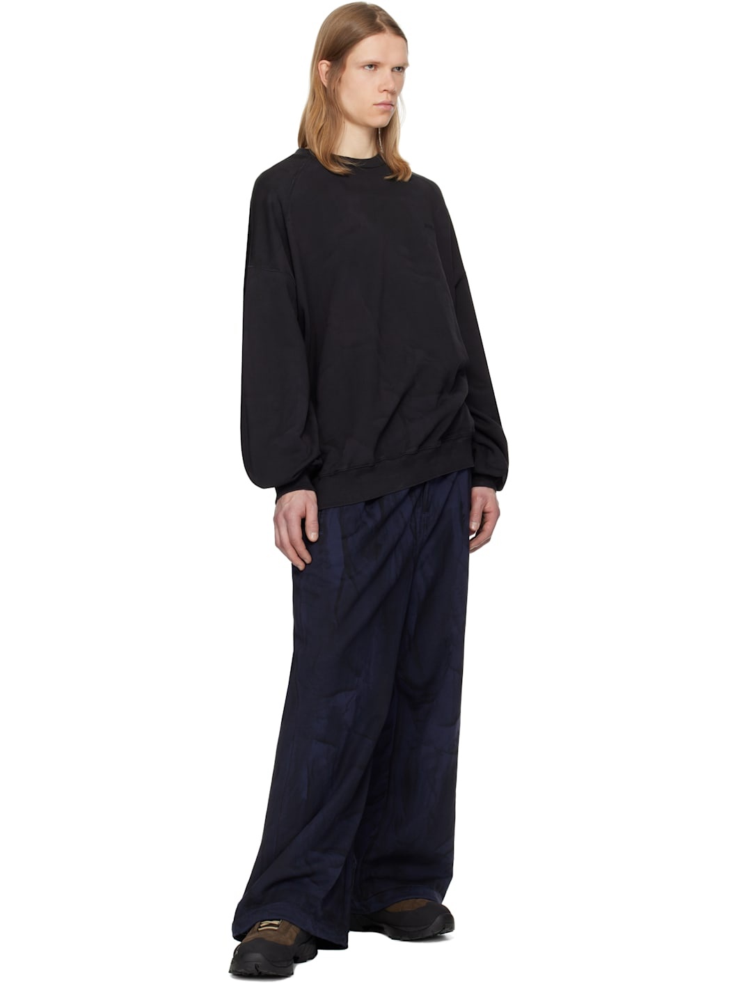 Juun. J Black New Dyeing Sweatshirt - 4