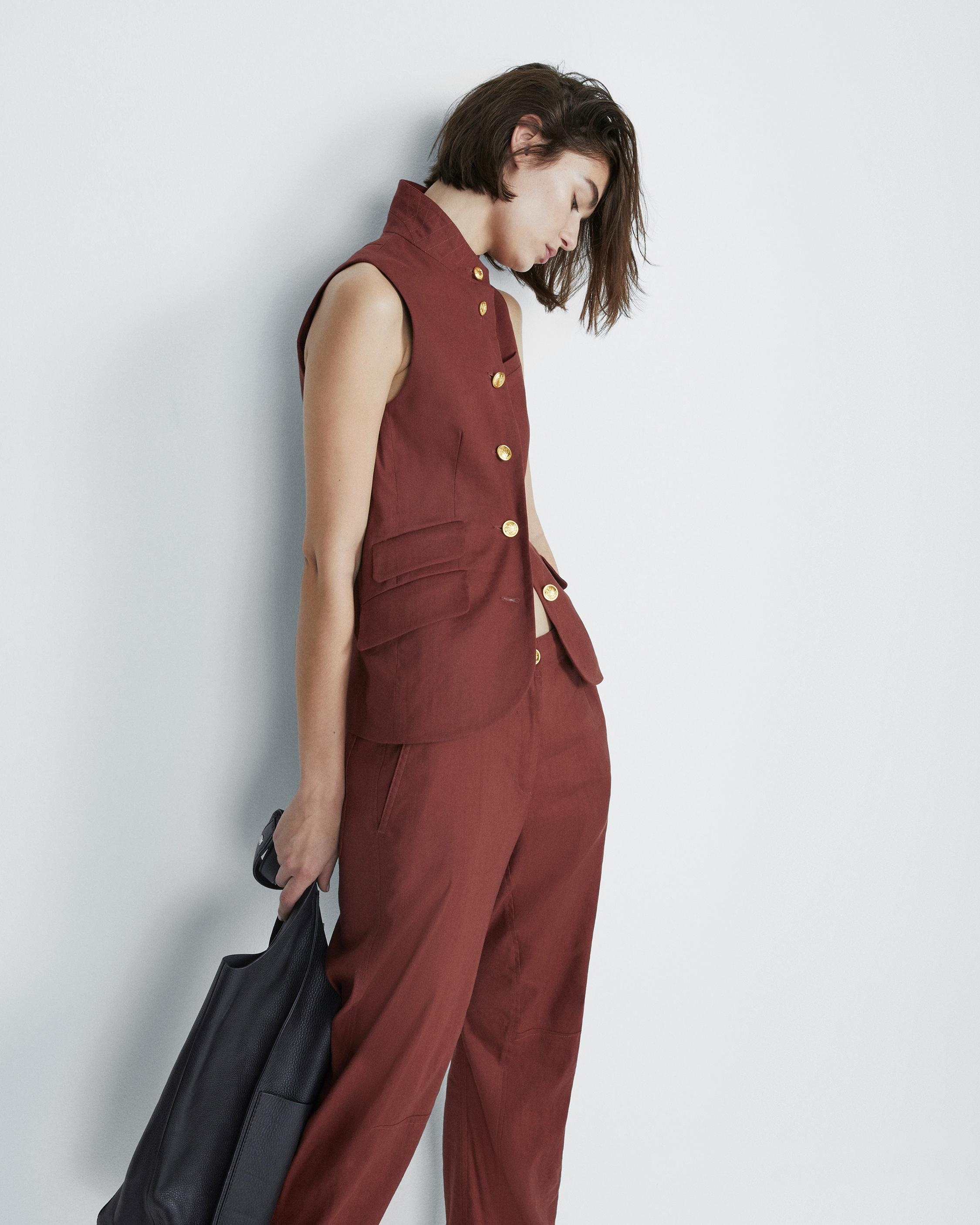 Dawn Linen Pant
Relaxed Fit Pant - 6