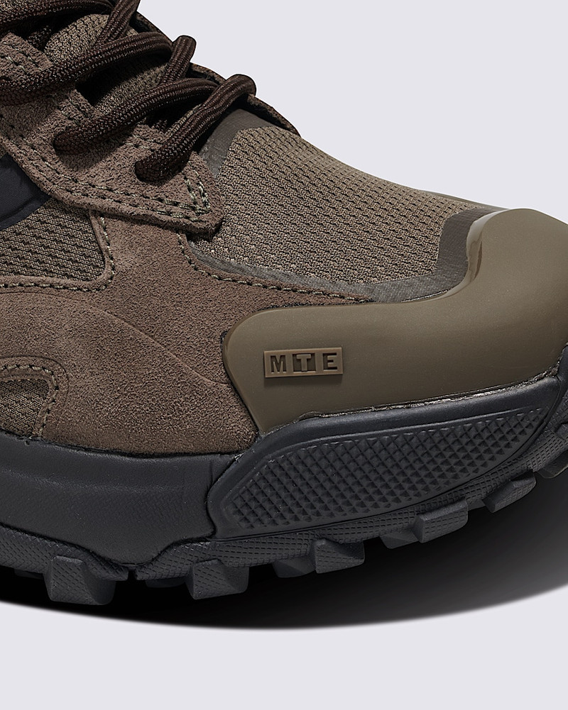Crestline GORE-TEX Shoe 6
