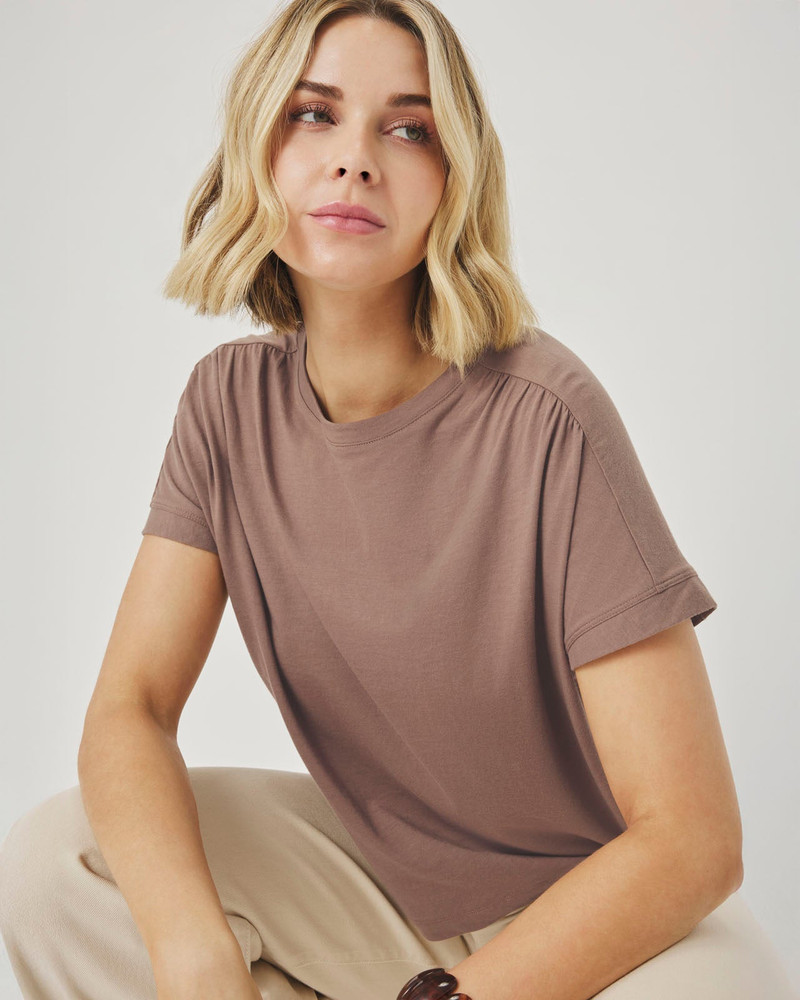 Splendid Rebecca Shirred Tee outlook