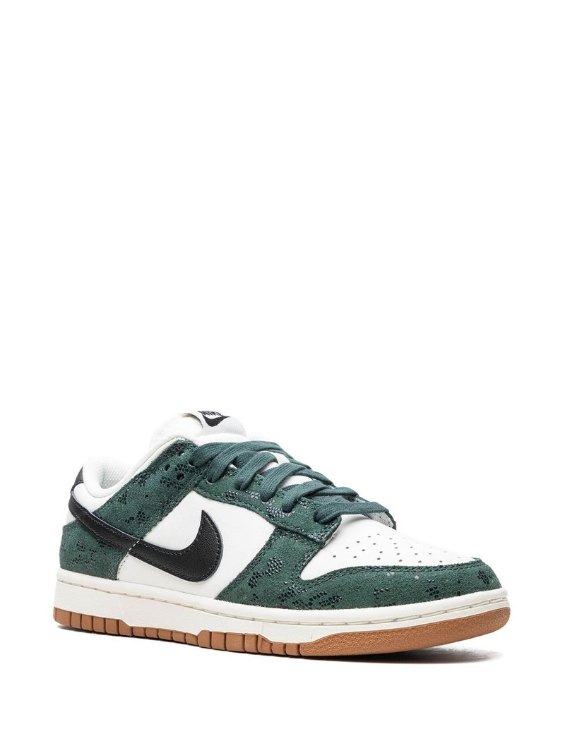 Nike Dunk Low "Green Snake" sneakers outlook