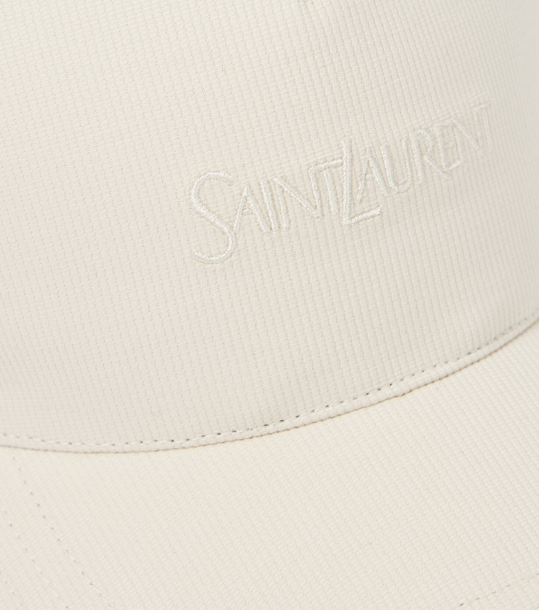 Embroidered baseball cap - 4