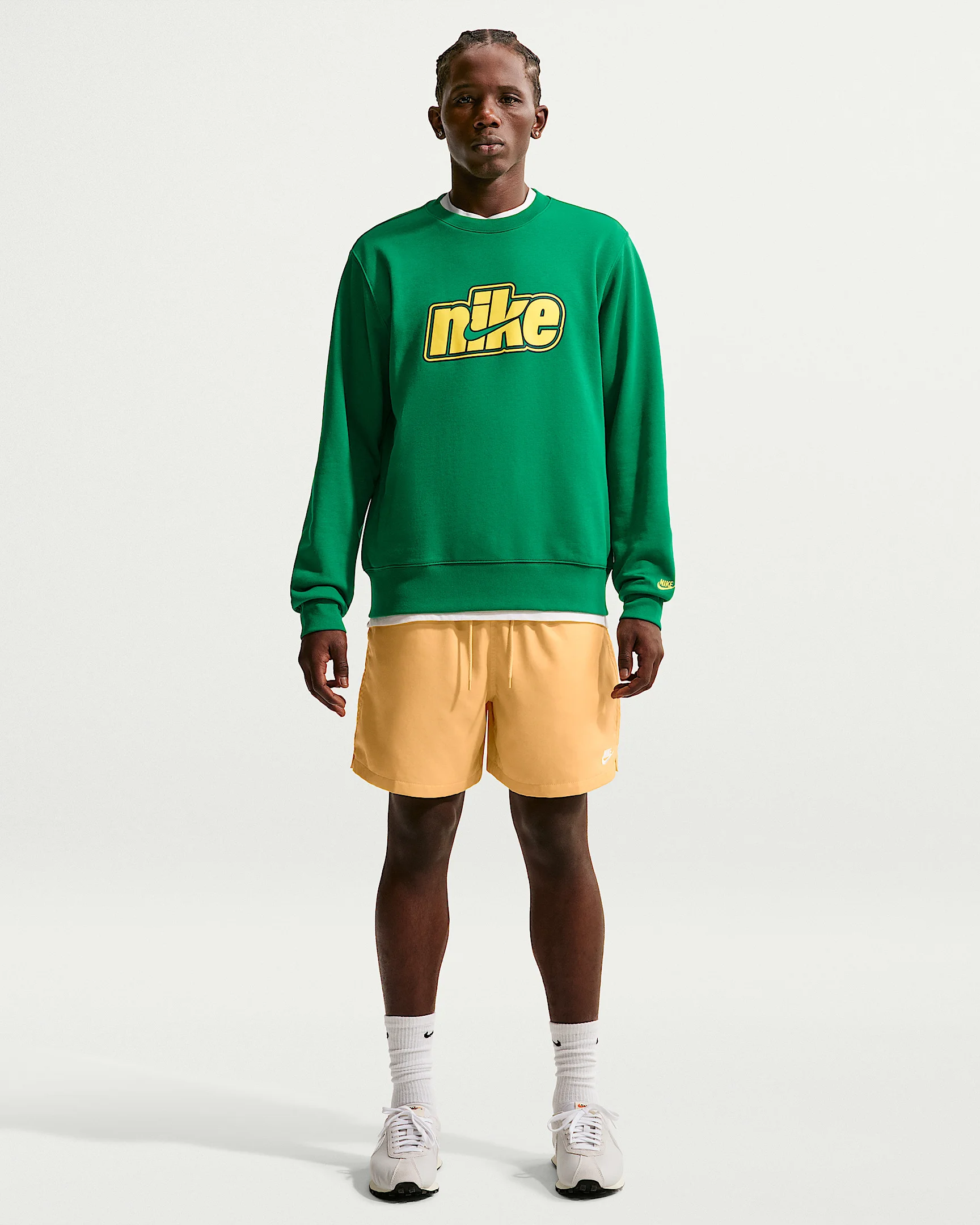 Nike Club Men's Woven Flow Shorts - 1
