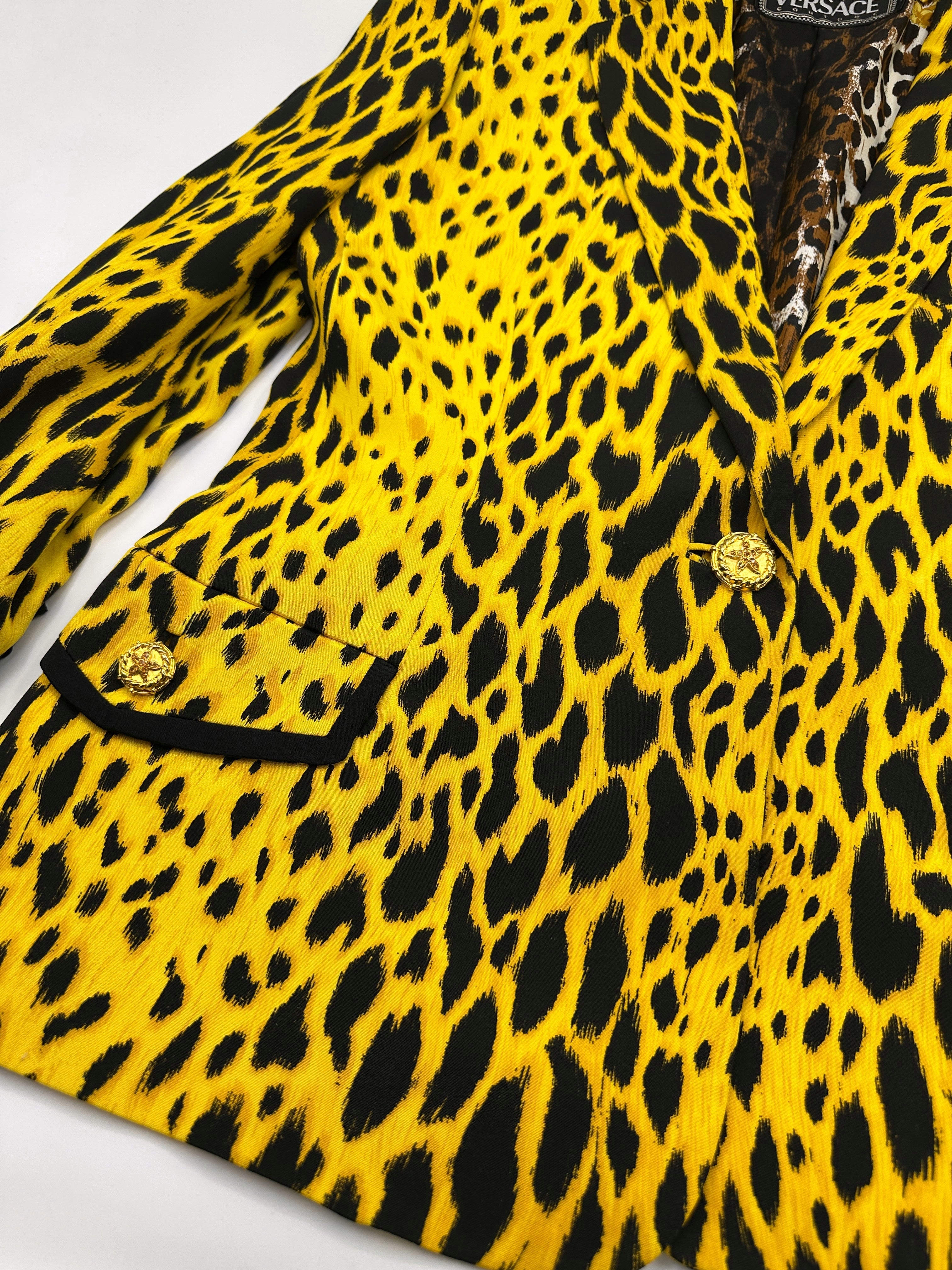 MONUMENTAL Gianni Versace Spring 1992 ANIMALIER Runway Leopard Print Silk Blazer Skirt Set 42 - 12