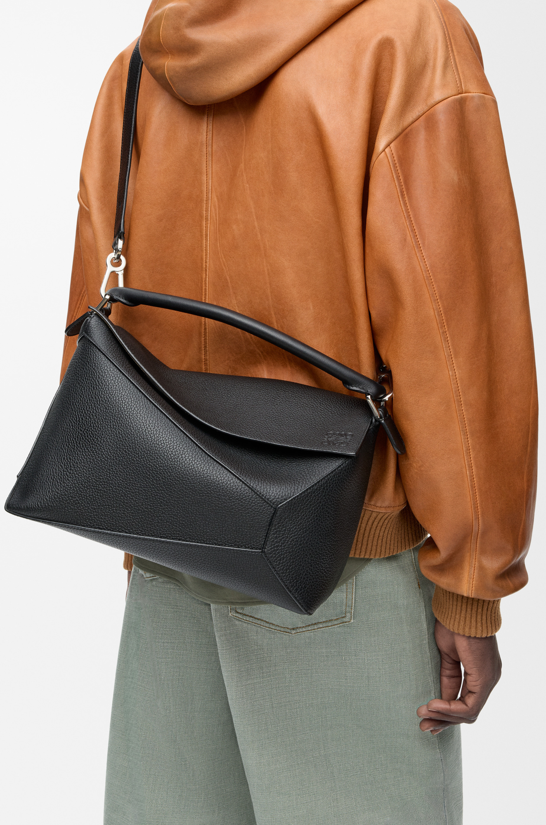 Large Puzzle bag in grained calfskin - 4