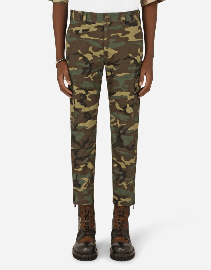 Cotton cargo pants with camouflage print - 1