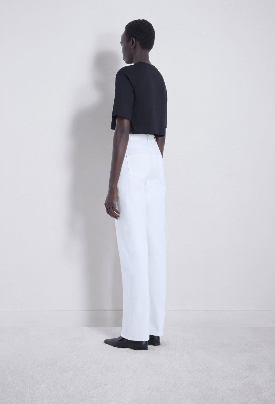 Gupo Cropped T-Shirt Black - 4