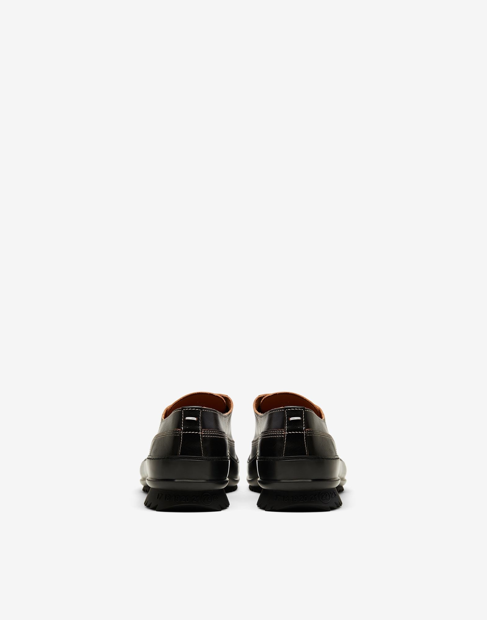 Brushed leather duck shoes - 3