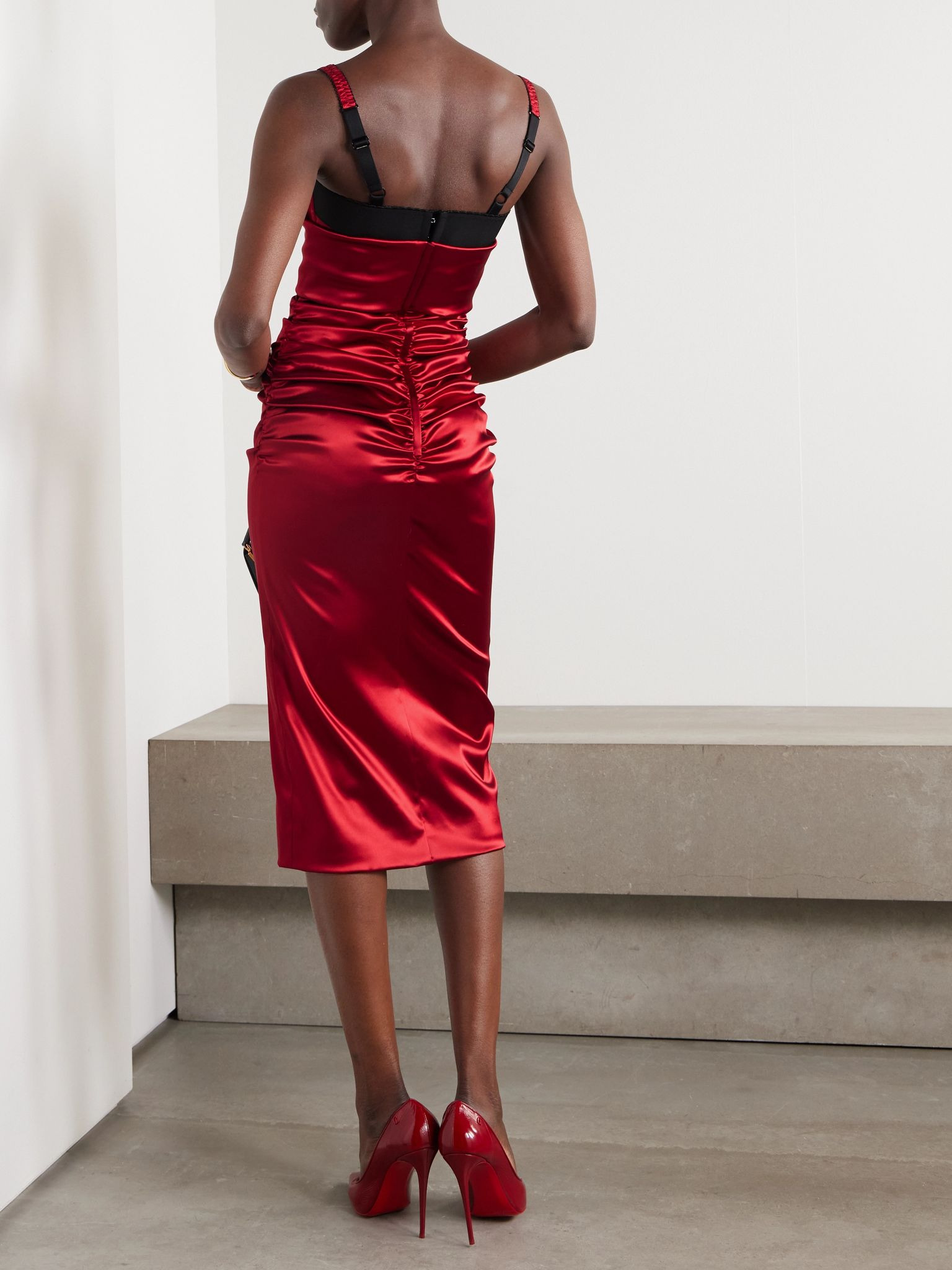 Ruched satin midi dress Red - 3