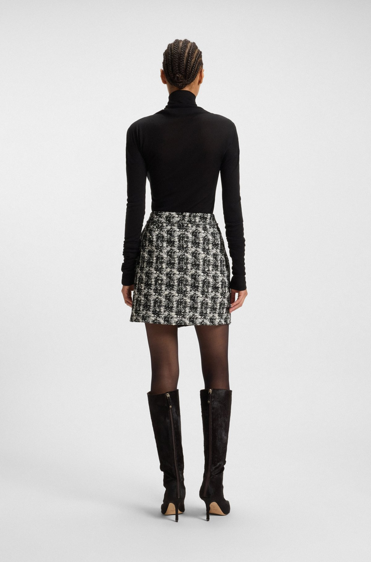 MINI SKIRT IN PATTERNED FEATHER TWEED - 4