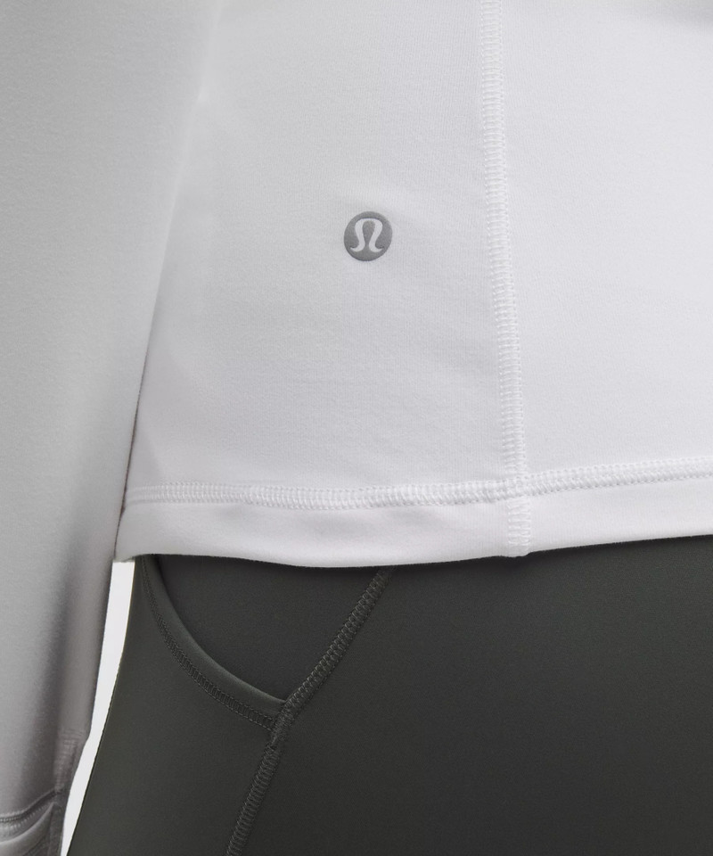 It's Rulu Half Zip 5