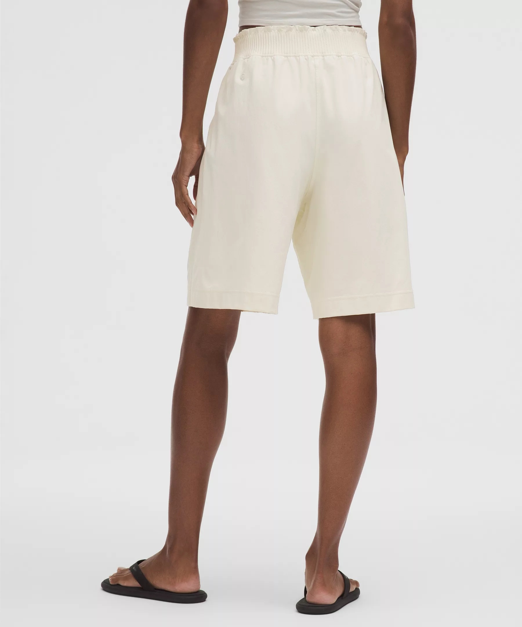 Stretch Woven Ruffle-Waist High-Rise Short 9" - 3