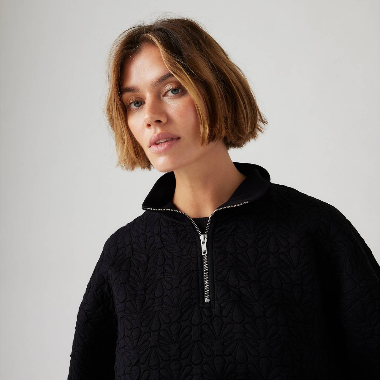 1/4 ZIP QUILTED FLEECE SWEATSHIRT - 4