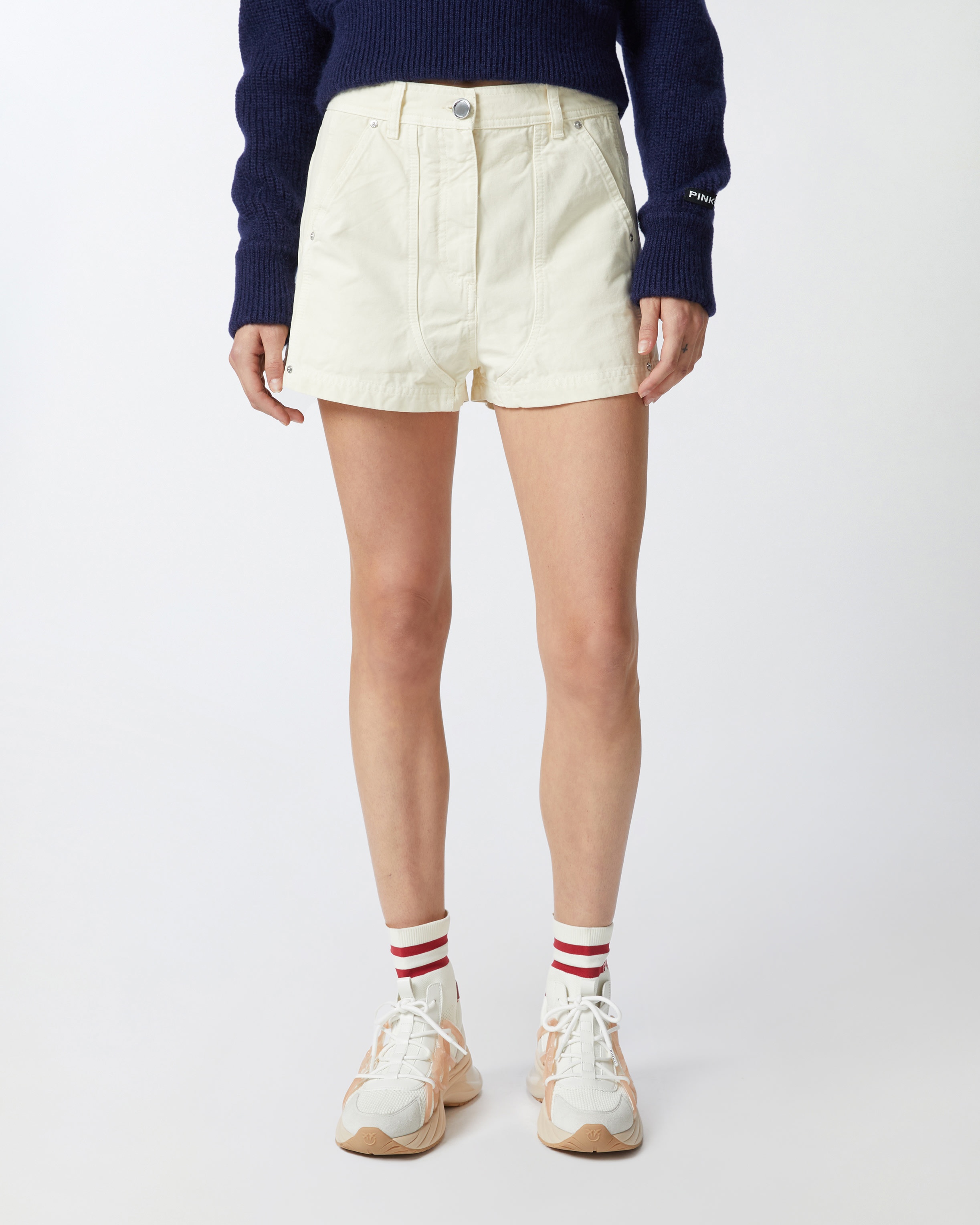 COTTON SHORTS WITH POCKETS - 3