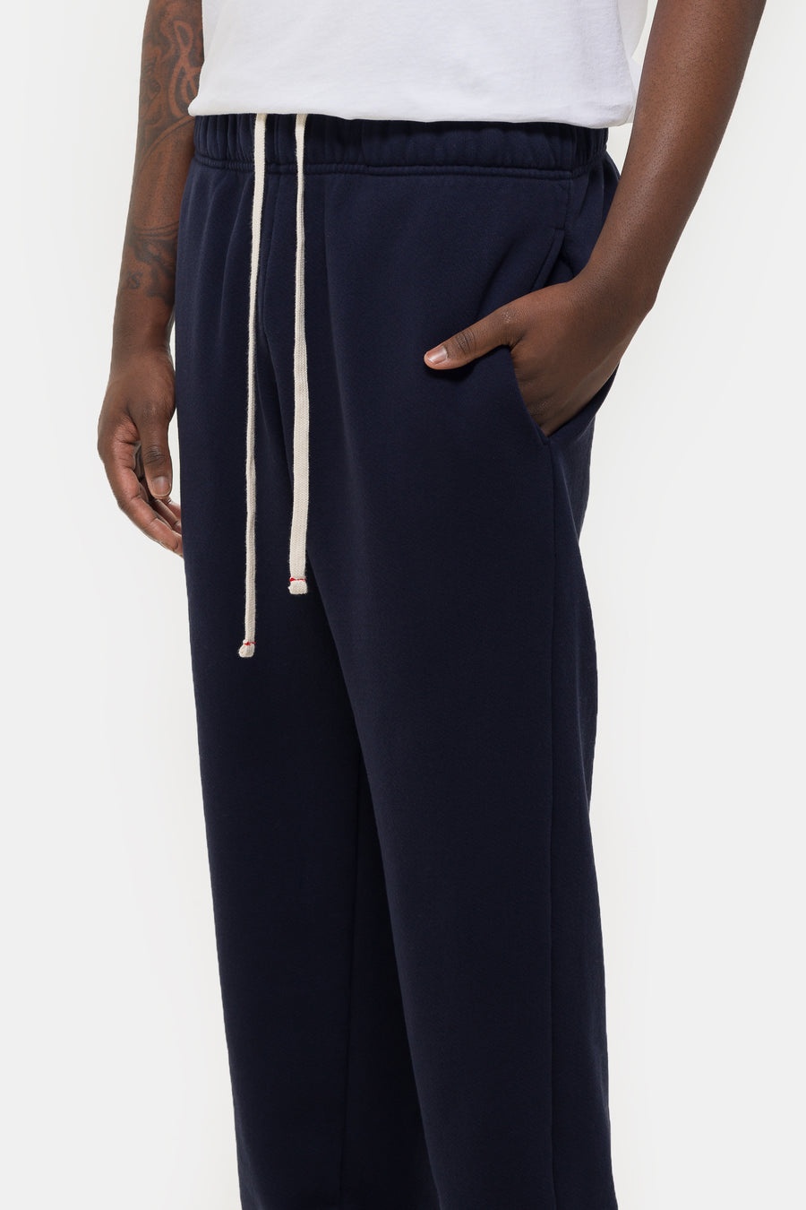 Heavyweight Classic Sweatpant in Navy - 4