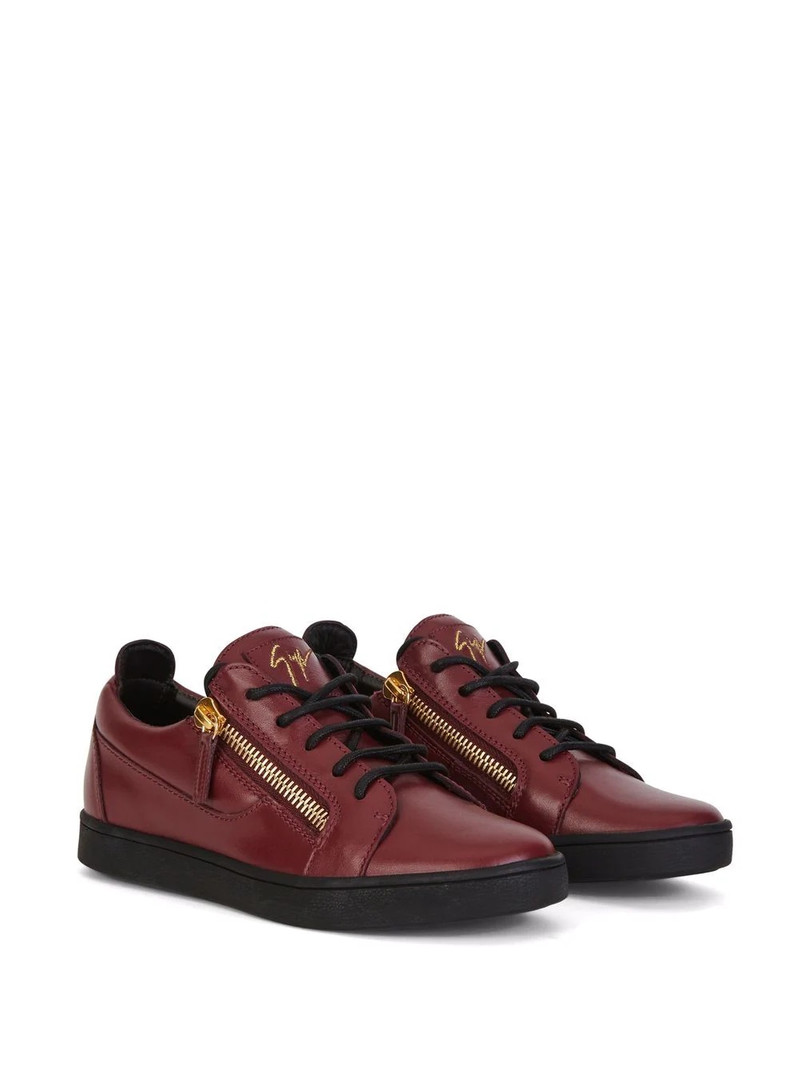 Nicki low-top sneakers 2
