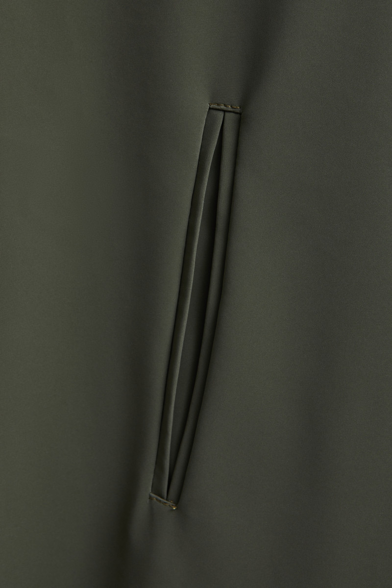 Concert Print Matte Poncho Dark Green 9