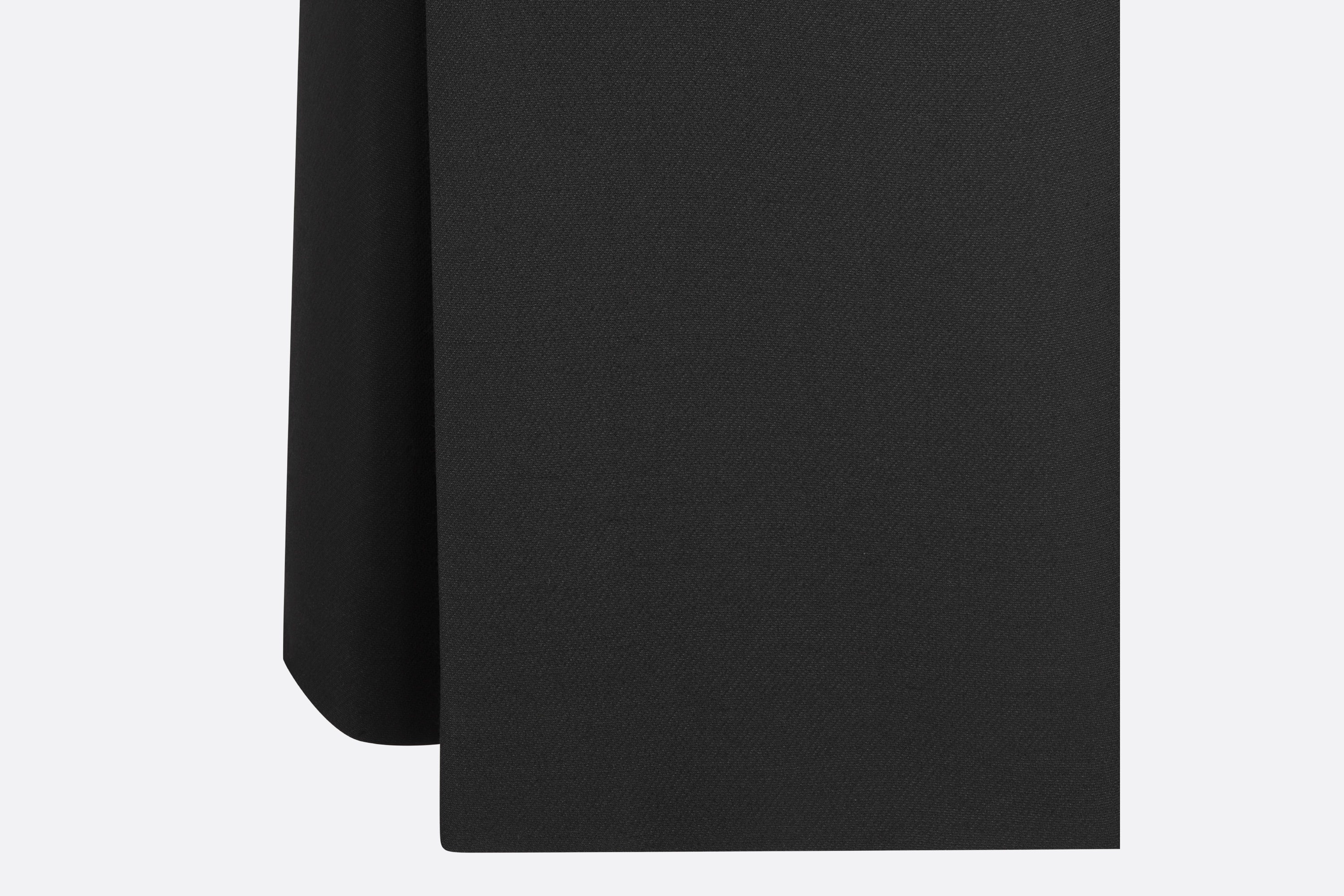 Mid-Length Straight-Cut Skirt - 3