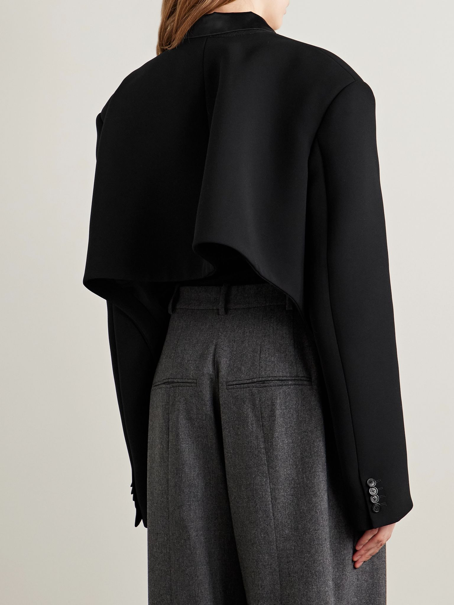 Comair cropped satin-trimmed crepe blazer Black - 3