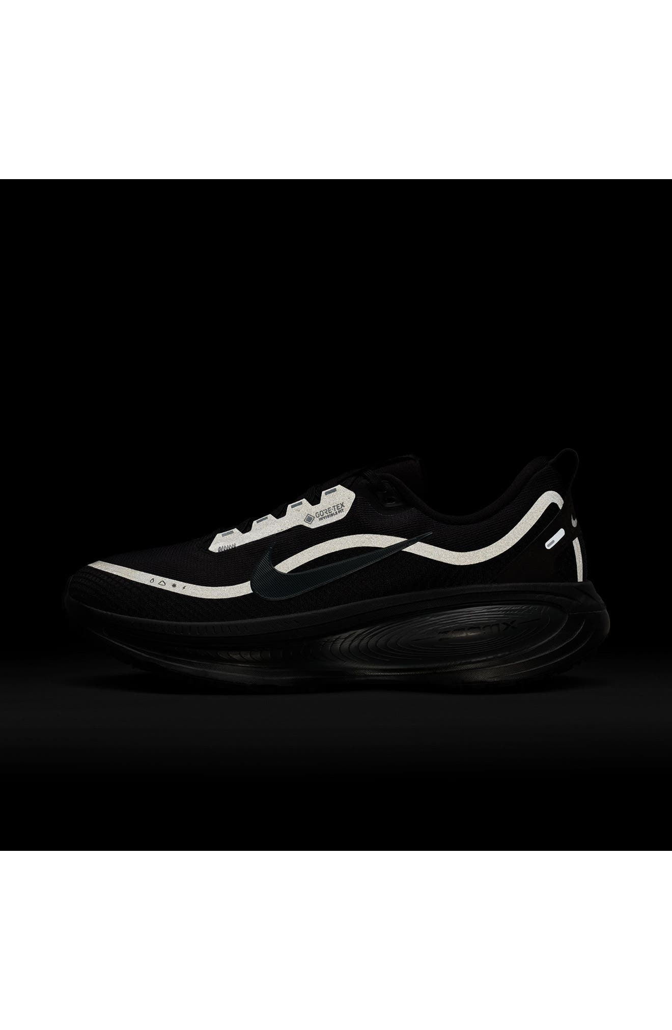 Nike Vomero 18 GTX Gore-Tex® Waterproof Running Shoe in 001 Black/anthra at Nordstrom - 8