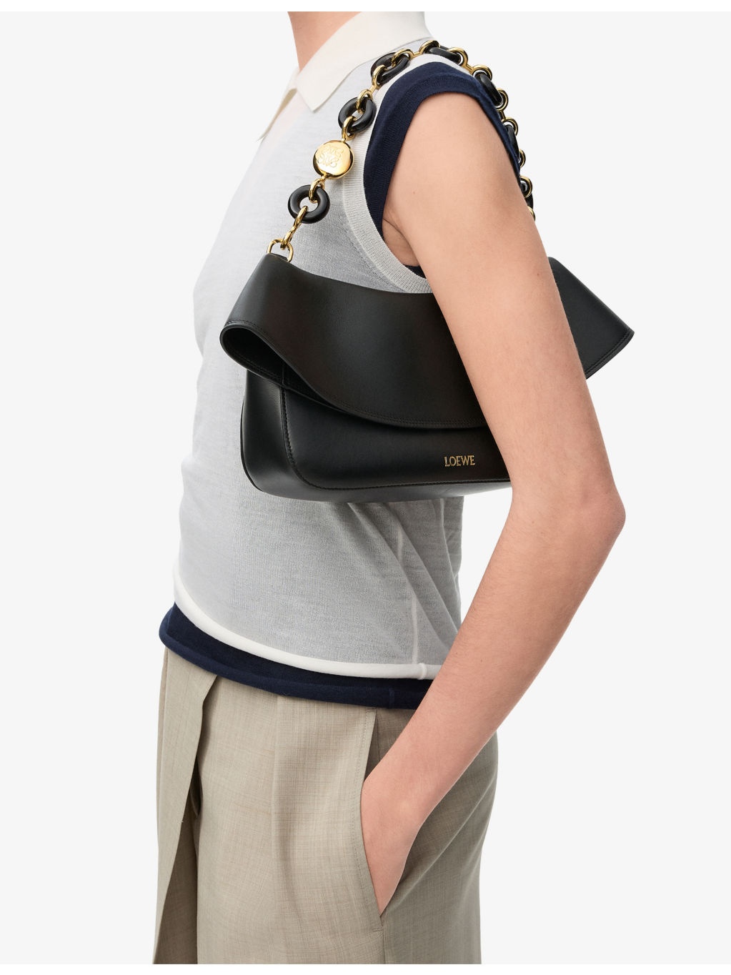Medium Ola Leather Shoulder Bag - 3
