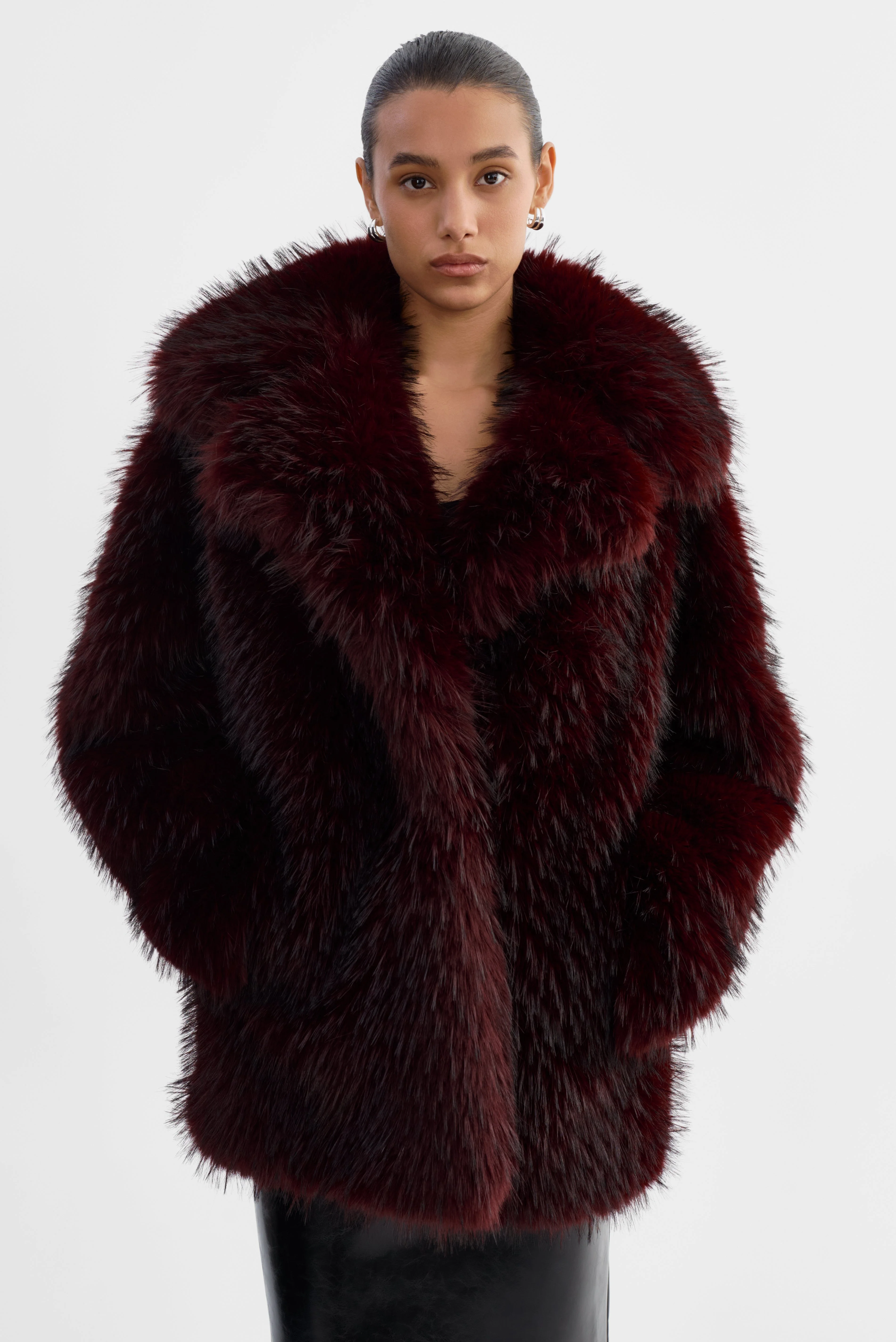 FINAYA | Oversized Faux Fur Coat - 1