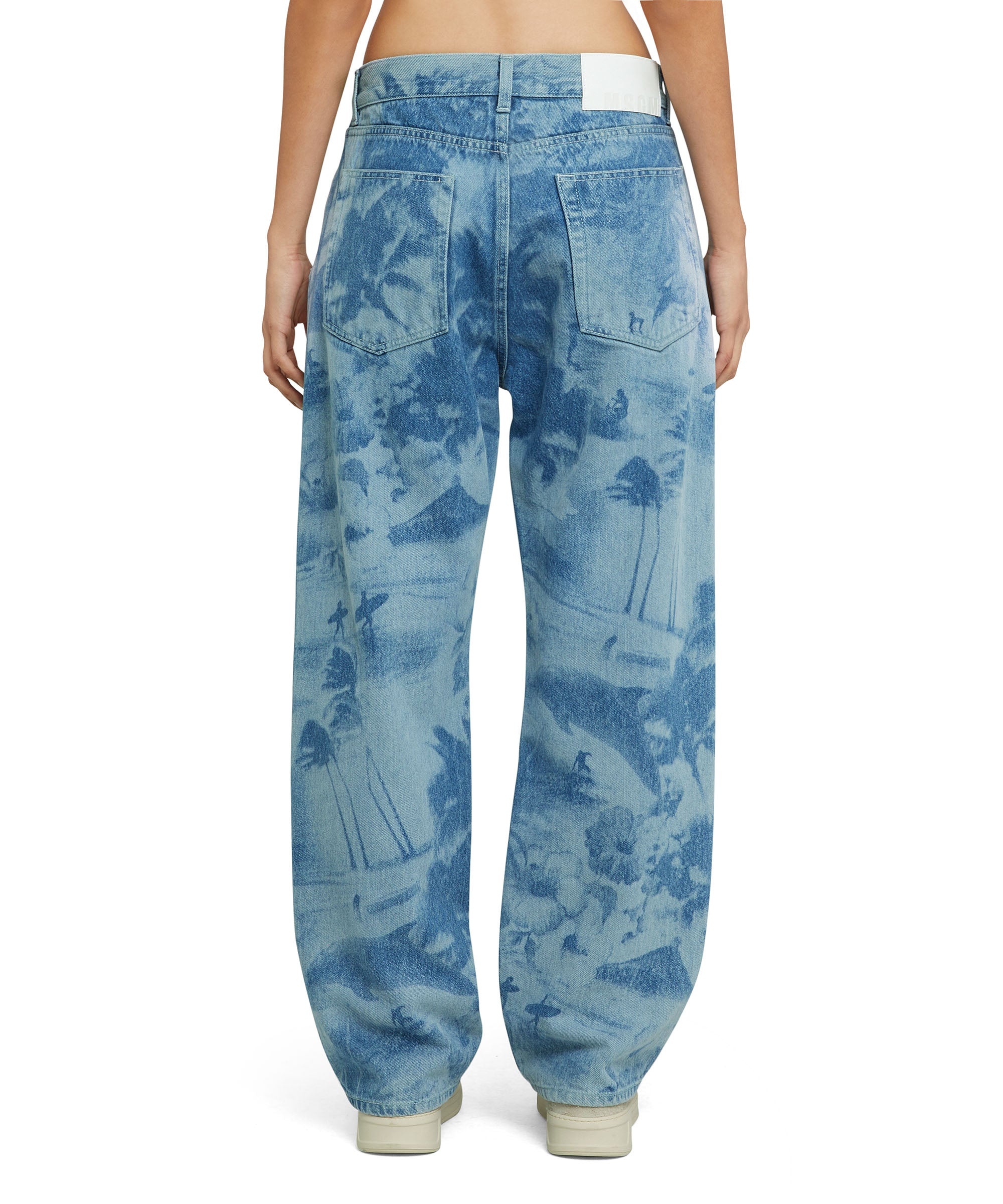 Jeans with straight legs and "surfer" laser processing - 3