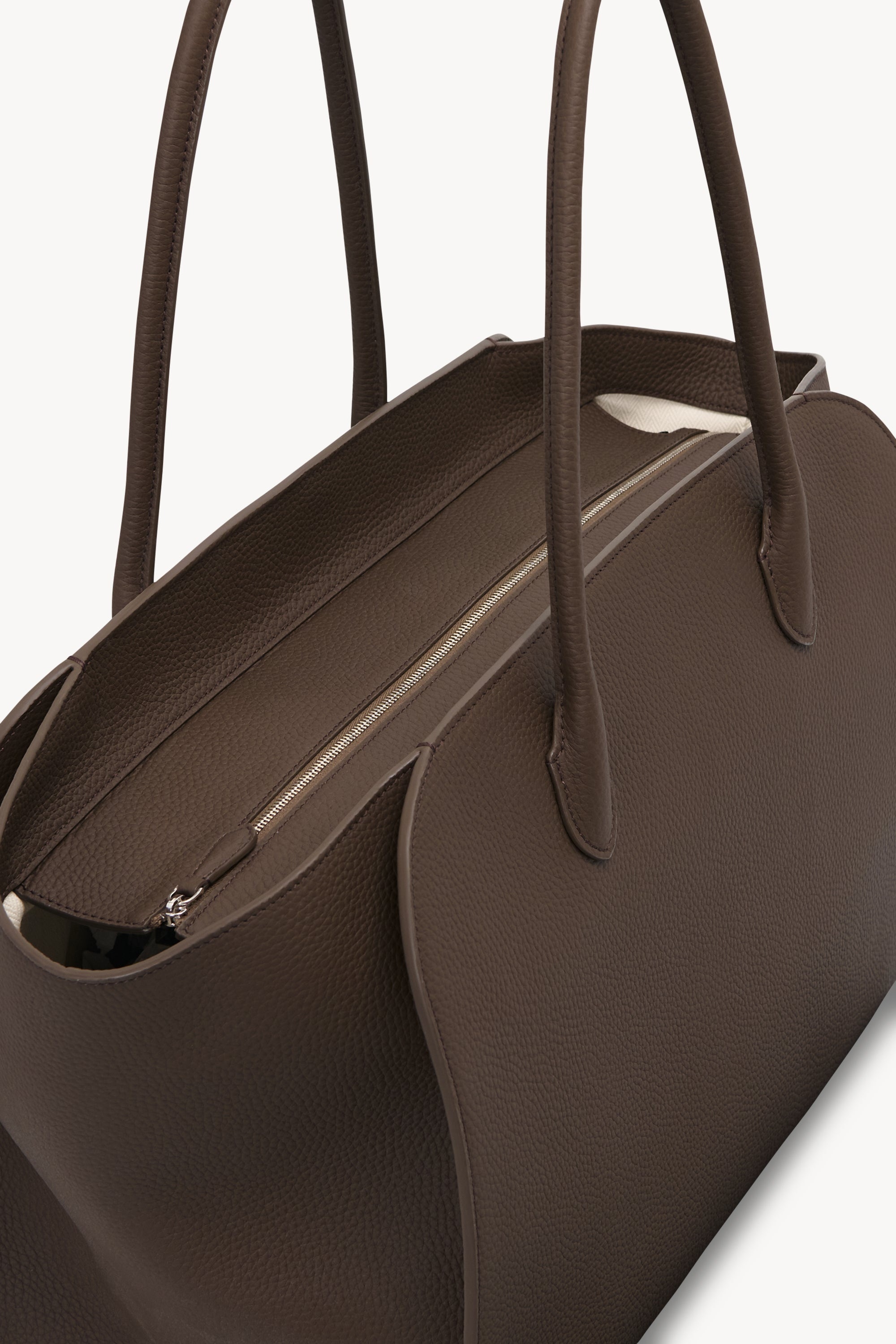 Marlo 17 Bag in Leather - 4