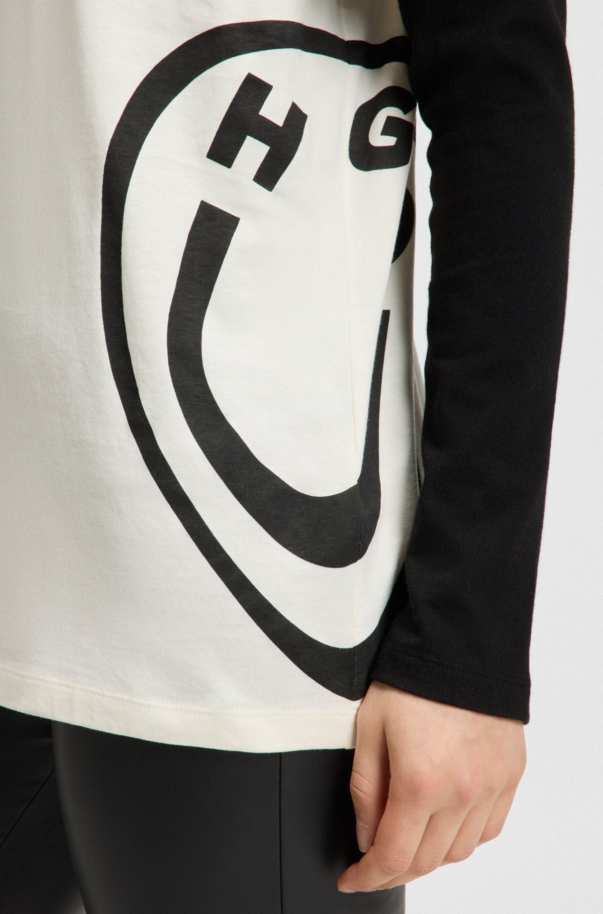COTTON-JERSEY T-SHIRT WITH COLLECTION GRAPHIC - 5
